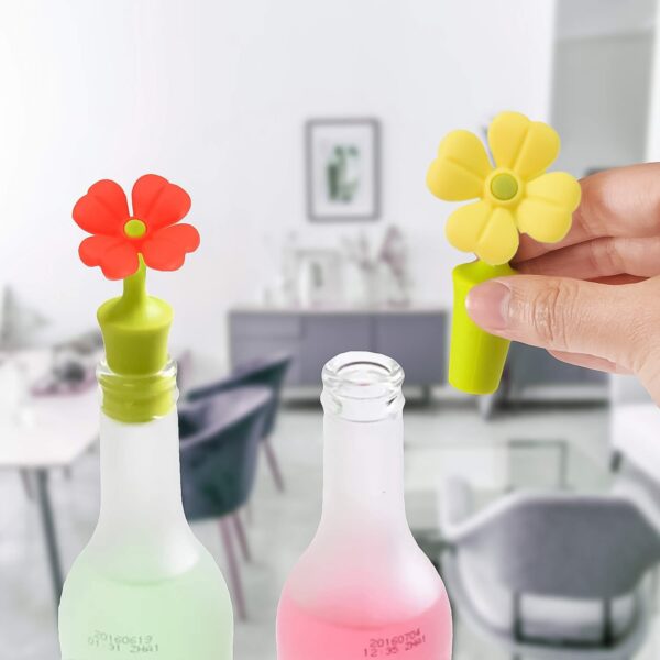 Silicone Bottle Sealer Cap Flowers Shaped Stoppers Bottle (2 Pc Set) - Image 3