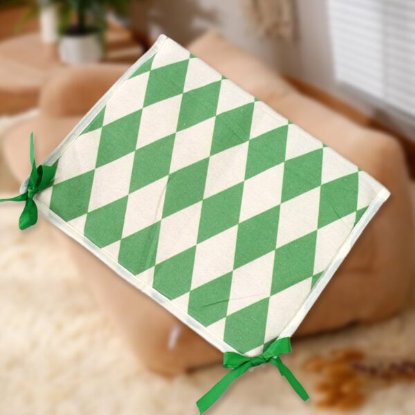 Big Pet Soft Blanket / Towel, Warm Sleep Mat (1 Pc / Mix Color & Design & Size) - Image 5