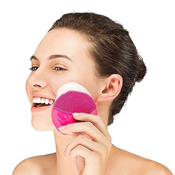Silicone USB Facial Cleansing Brush and Face Massager (1 Pc) - Image 6