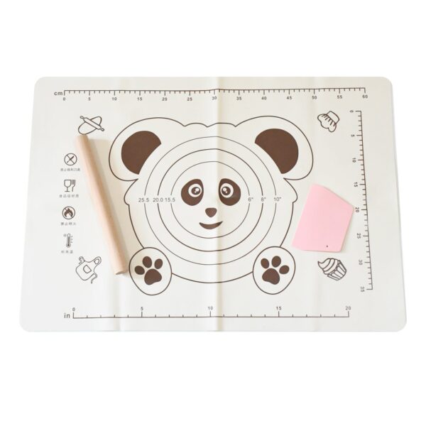 3 In 1 Silicone Baking Mat With Wooden Belan & Cake Scraper (3 Pcs Set / 50×70 CM) - Image 5