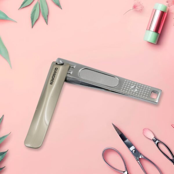 Stainless Steel Folding Portable Large Nail Clippers with Nail File (1 Pc) - Image 3