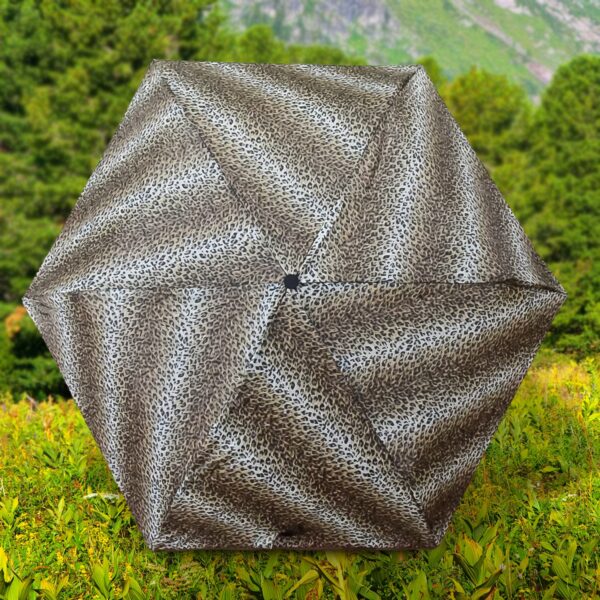 Leopard Shape 3-Fold Sun & Rain Protective Foldable Umbrella (1 Pc) - Image 3