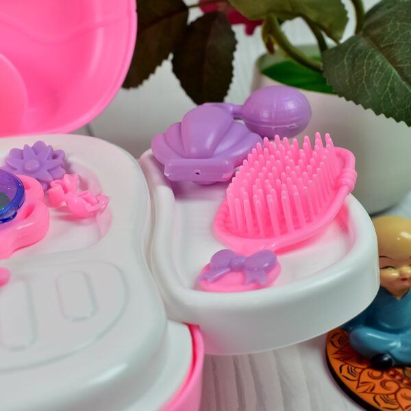 Beauty Make up case and Cosmetic Set - Image 5