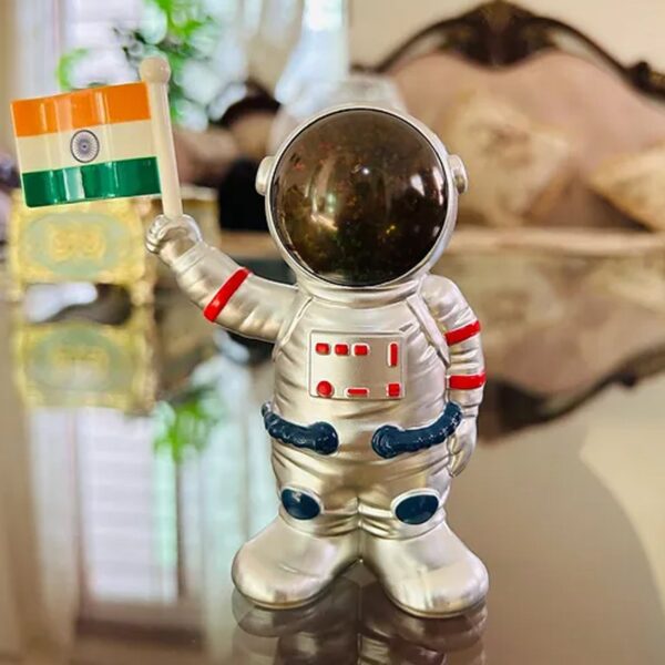 Solar Power Astronaut Ornament Moving Hand with Indian Flag (1 Pc) - Image 6