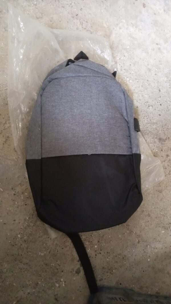 USB Point Laptop Bag Used Widely In All Kinds Of Official Purposes As A Laptop Holder And Cover And Make's The Laptop Safe And Secure (1 pc) - Image 7