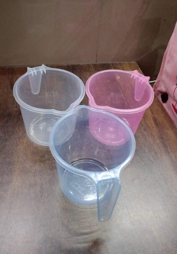 Plastic Round Transparent Bath Water Mug (1 Pc / 1200 ML / Mix Color) - Image 7