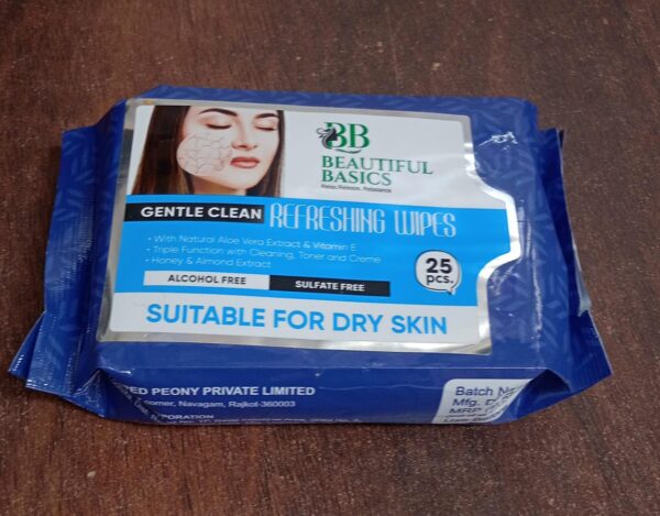 Refreshing Wet Wipes for Face | Facial Cleansing | Refreshing & Skin Hydration| Soothing for skin | pH Balance & Alcohol Free | Nourishing with Fruit extract | 25 Wipes - Image 11