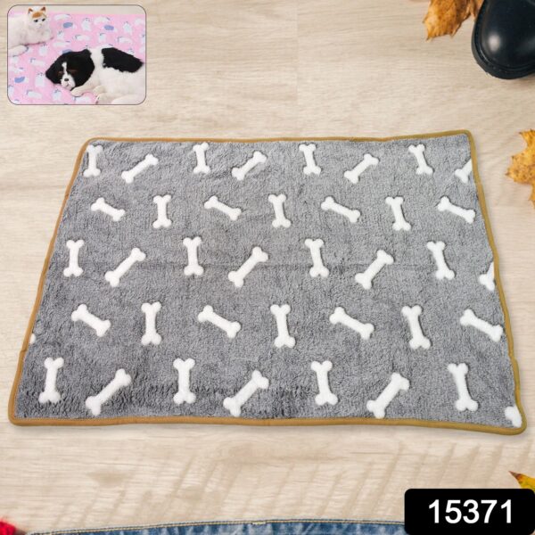 Pet Soft Cat Dog Blanket / Towel, Warm Sleep Mat (75×55 Cm / 1 Pc / Mix Color & Design) - Image 2