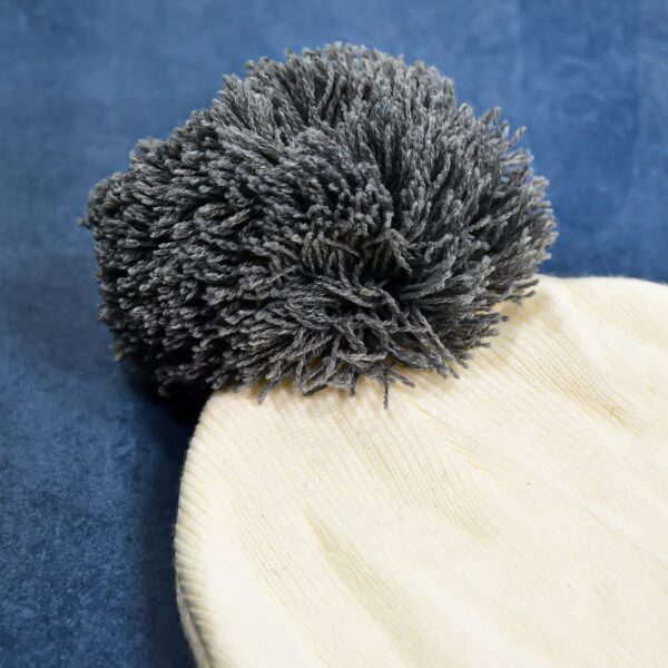Men's and Women's Skull Slouchy Winter Woolen Knitted Black Inside Fur Beanie Cap. FB - Image 3