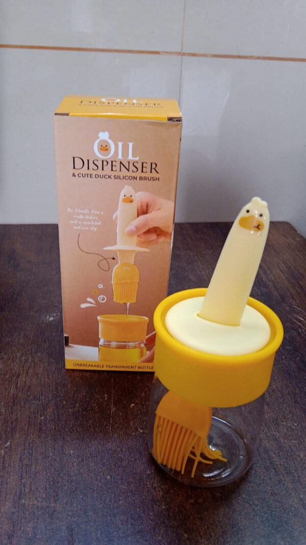 2 in 1 Oil Dispenser Bottle with Silicone Basting Brush (1 Set) - Image 7