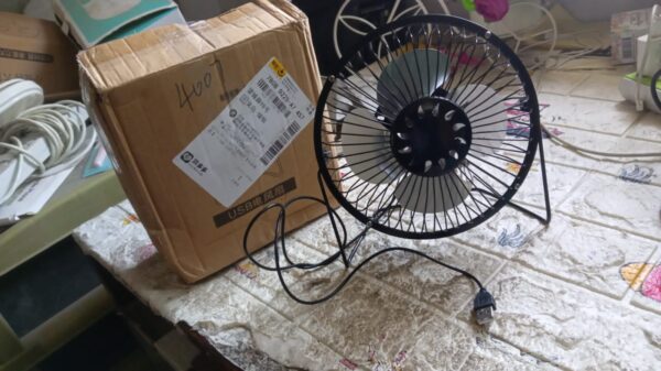 USB Table Desk Personal Metal Electronic Fan, Compatible with Computers, Laptops, Student Dormitory, Suitable For Office, School Use (1 Pc) - Image 6