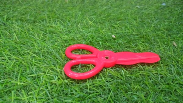 Plastic Child-Safe Scissor Set (50 Pcs Set) - Image 6