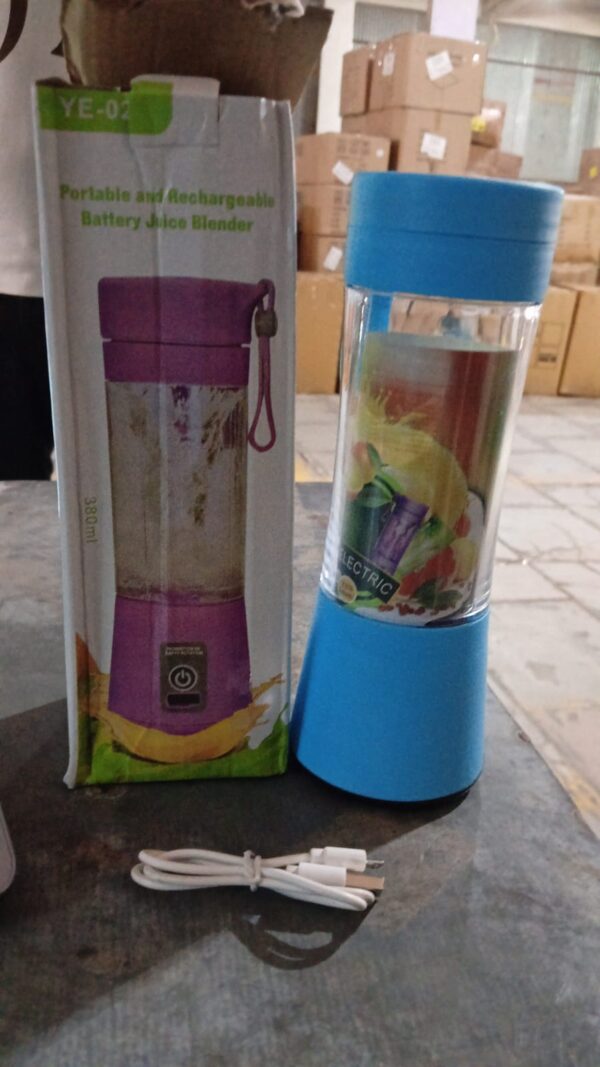 Portable Electric USB Juice Maker Juicer Bottle Blender, Grinder Mixer, 4 Blades Rechargeable Bottle (380 ML / Mix Color) - Image 7
