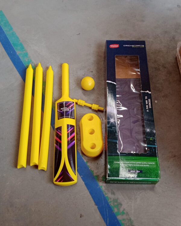 Small Cricket Kit for Boys & Girls, Cricket Set with 1 Cricket Bat, 1 Plastic Ball, Bails, 3 Stumps with Stand Base - Image 7