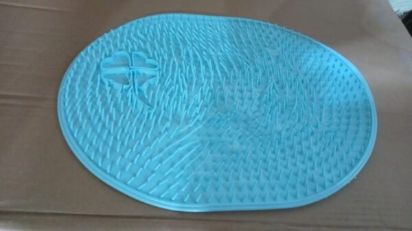 Silicone Bath Massage Cushion with Suction Cup (35×28 CM / 1 Pc) - Image 9