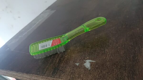 Plastic Handle Shoes Clothes Scrubbing Brush (1 Pc / Mix Color / 19 Cm) - Image 8