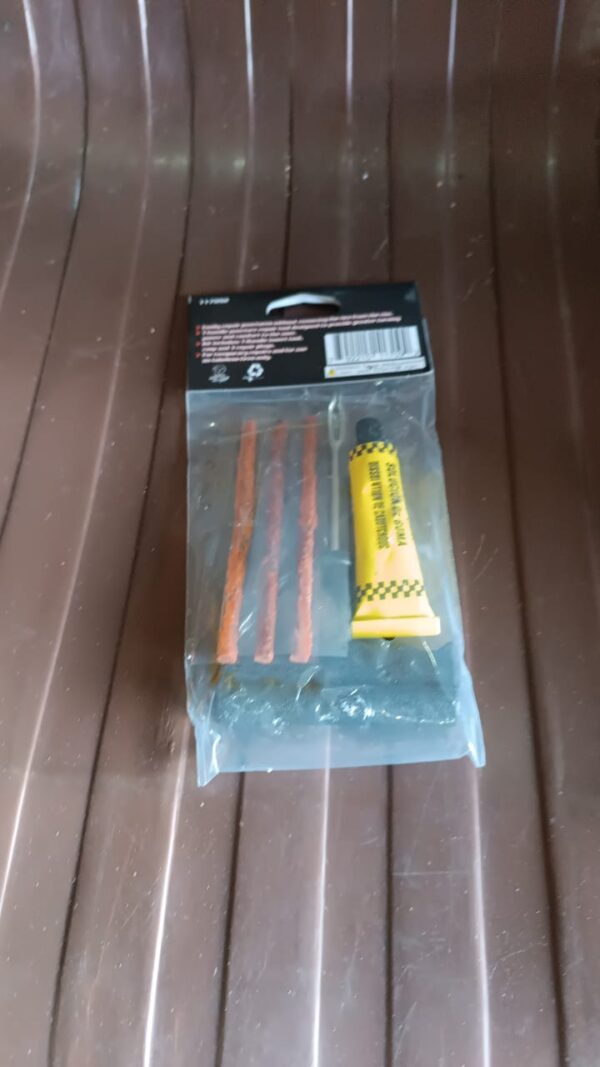 Tyre Puncture Repair Kit with 3 Seal Strips (5 Pcs Set) - Image 7