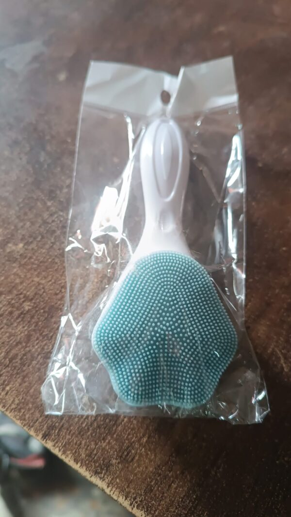 Silicone Face Scrubber Exfoliating Brush, Manual Handheld Facial Cleansing Brush (1 Pc) - Image 8