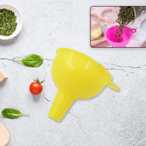 Food-Grade Silicone Funnel: Safe & Easy Transfer for Liquids & Grains (1 Pc) - Image 6