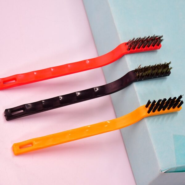 3-Piece Mini Wire Brush Set: Tackle Tough Cleaning Jobs (Multi-Material) - Image 3