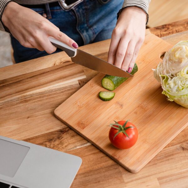 Wooden Chopping Board Big Size Kitchen Chopping Board Household Cutting Board Knife Board Vegetable Cutting and Fruit Multi-purpose Steel Vs Wooden Sticky Board Cutting board For Kitchen Use - Image 6