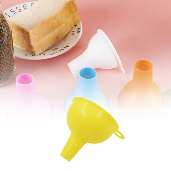 Food-Grade Silicone Funnel: Safe & Easy Transfer for Liquids & Grains (1 Pc) - Image 7
