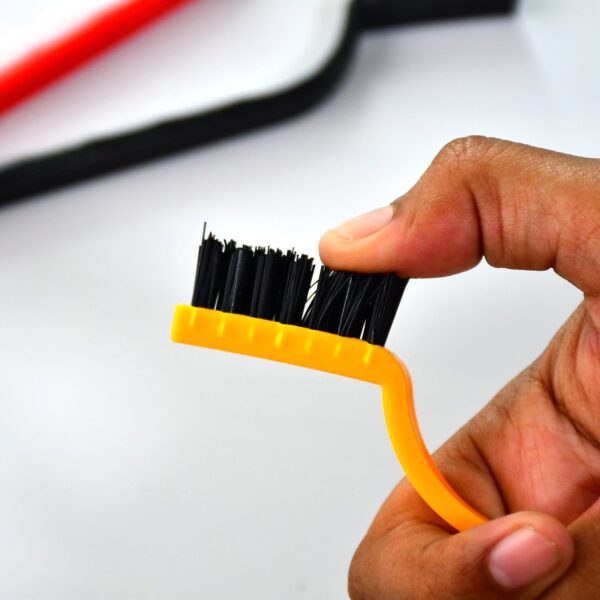 3-Piece Mini Wire Brush Set: Tackle Tough Cleaning Jobs (Multi-Material) - Image 6