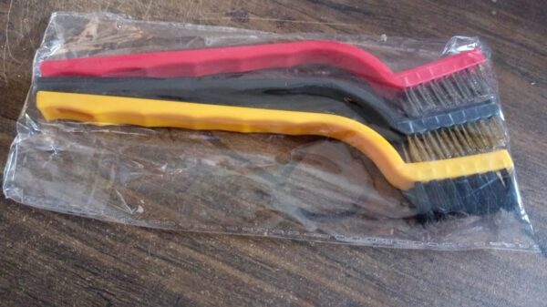 3-Piece Mini Wire Brush Set: Tackle Tough Cleaning Jobs (Multi-Material) - Image 7