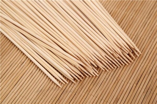 Camping Wooden Color Bamboo BBQ Skewers Barbecue Shish Kabob Sticks Fruit Kebab Meat Party Fountain Bamboo BBQ Sticks Skewers Wooden (30cm) - Image 4